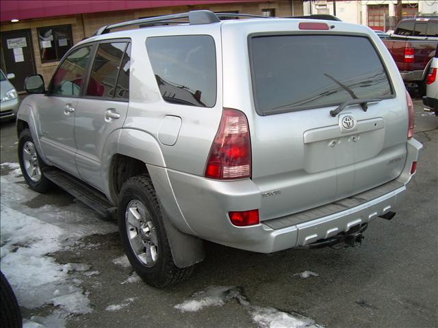 Toyota 4Runner 2005 photo 2