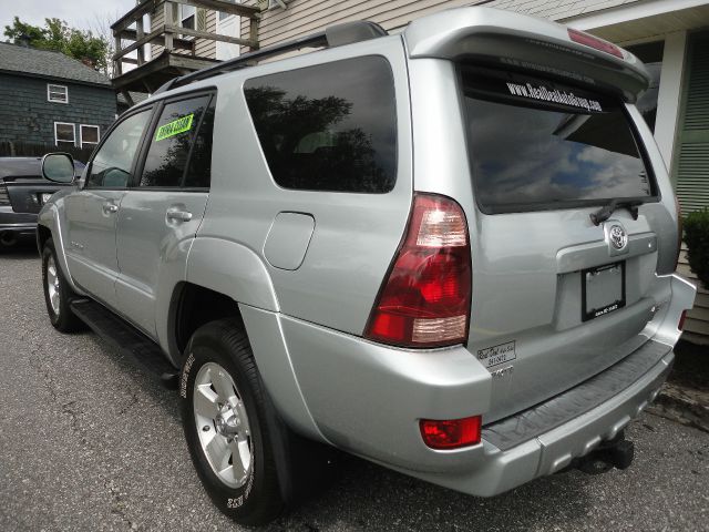 Toyota 4Runner 2005 photo 2