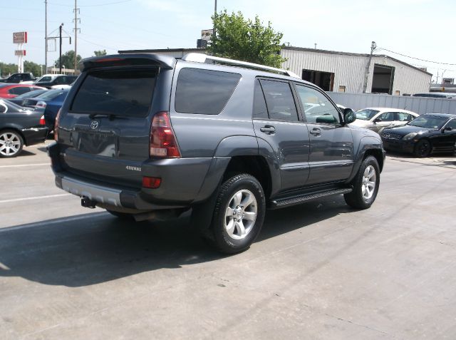 Toyota 4Runner 2005 photo 2