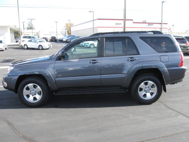 Toyota 4Runner 2005 photo 2