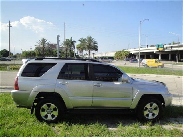 Toyota 4Runner 2005 photo 3