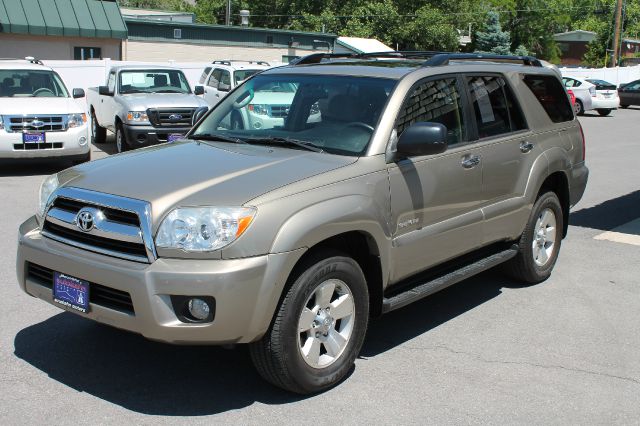 Toyota 4Runner 3.5 H.O V6 Sedan SUV