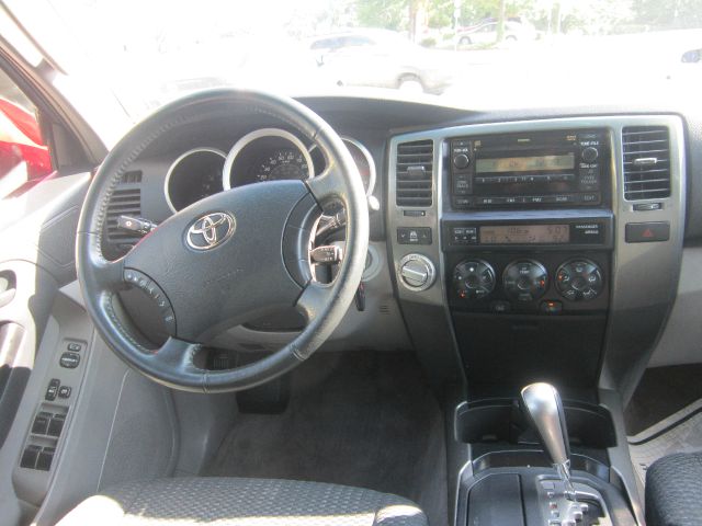 Toyota 4Runner 2006 photo 3