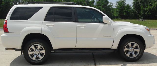 Toyota 4Runner 2006 photo 2