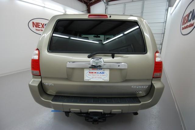 Toyota 4Runner 2006 photo 4