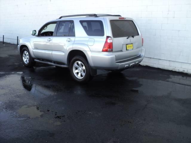 Toyota 4Runner 2006 photo 2