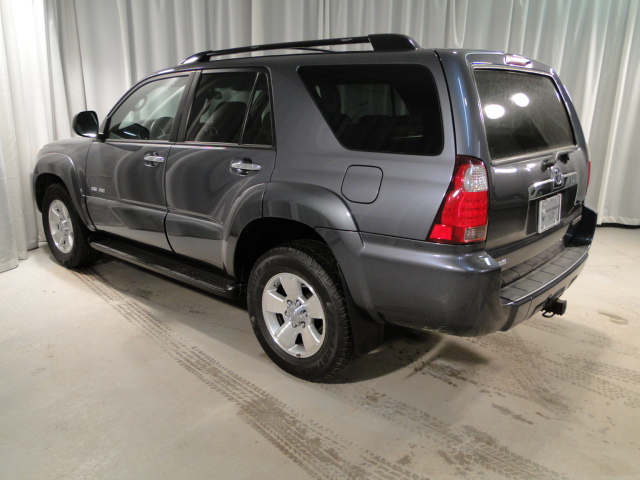 Toyota 4Runner 2008 photo 2