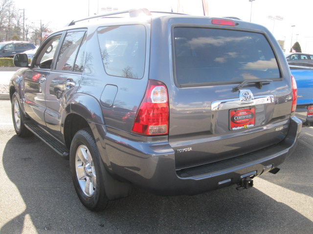 Toyota 4Runner 2008 photo 2