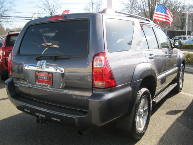 Toyota 4Runner 2008 photo 3