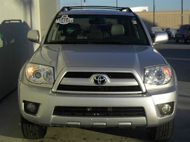 Toyota 4Runner 2008 photo 2