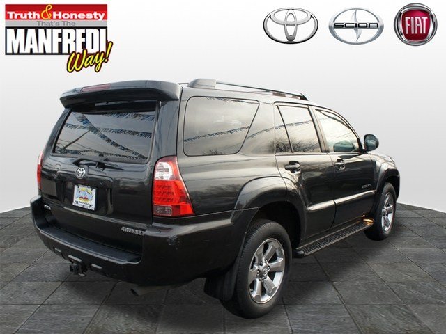 Toyota 4Runner 2008 photo 2