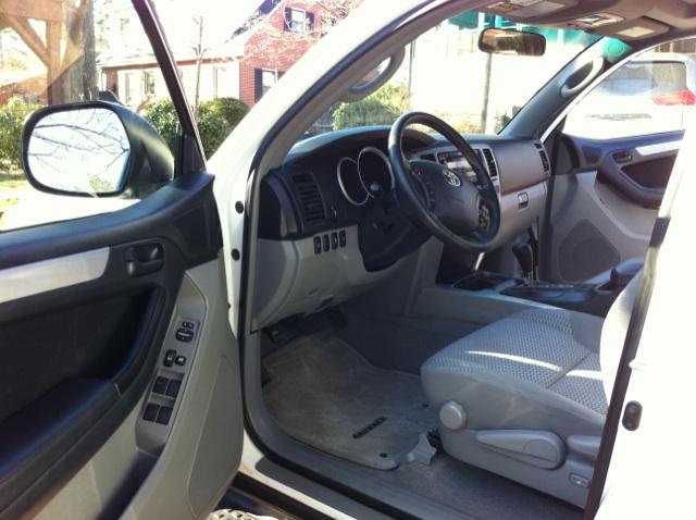 Toyota 4Runner 2008 photo 2