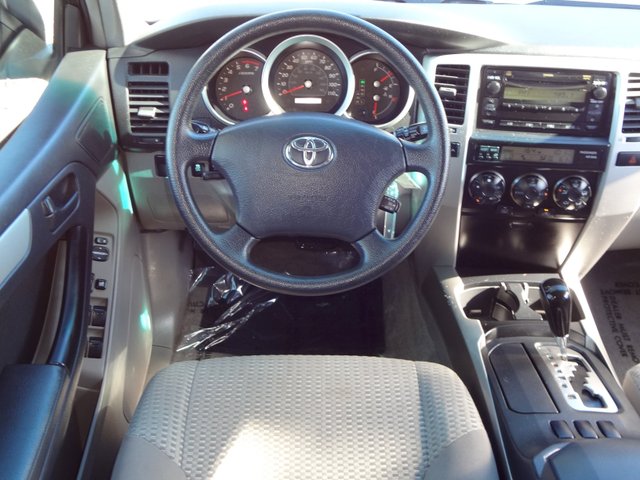 Toyota 4Runner 2008 photo 3