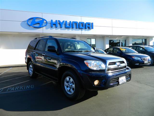 Toyota 4Runner 2008 photo 2