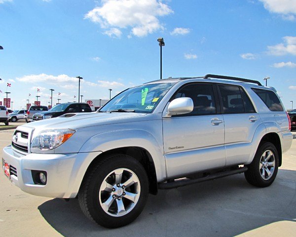 Toyota 4Runner 2008 photo 2