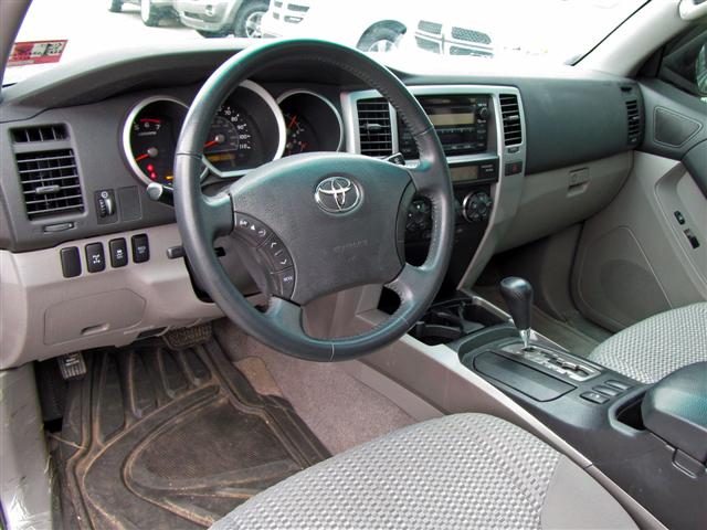 Toyota 4Runner 2008 photo 4