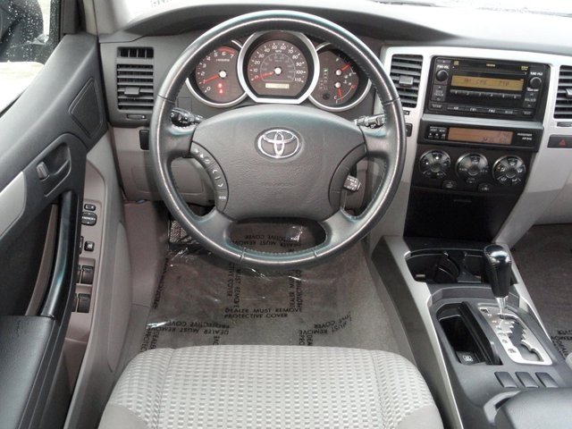 Toyota 4Runner 2008 photo 4