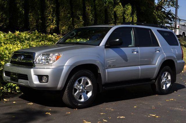 Toyota 4Runner 2008 photo 2