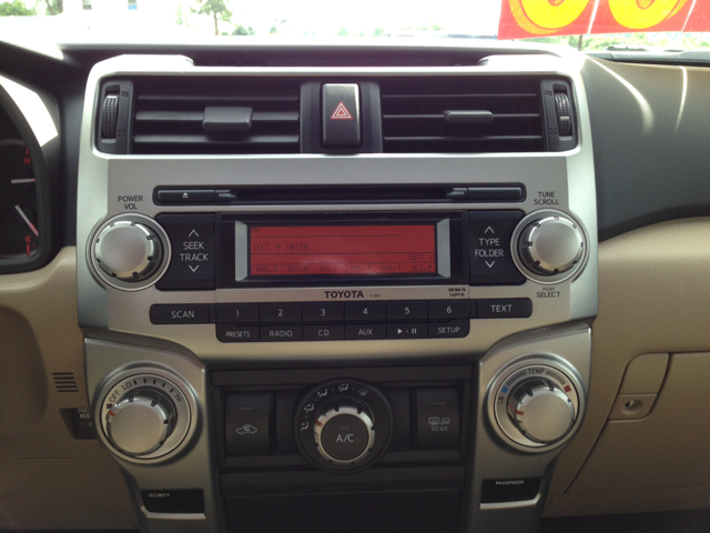 Toyota 4Runner 2010 photo 25