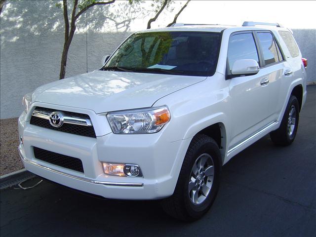 Toyota 4Runner LT Pickup 4D 8 Ft Sport Utility