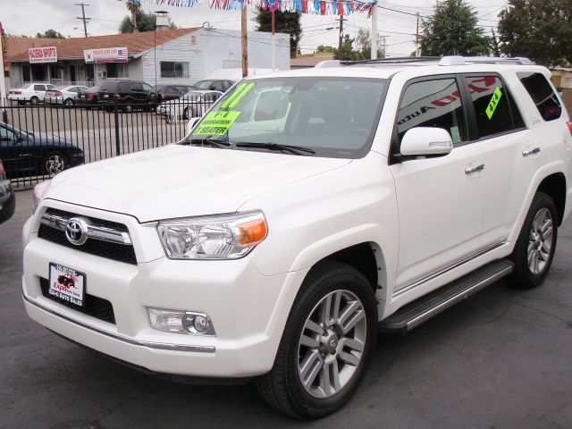 Toyota 4Runner 2011 photo 6