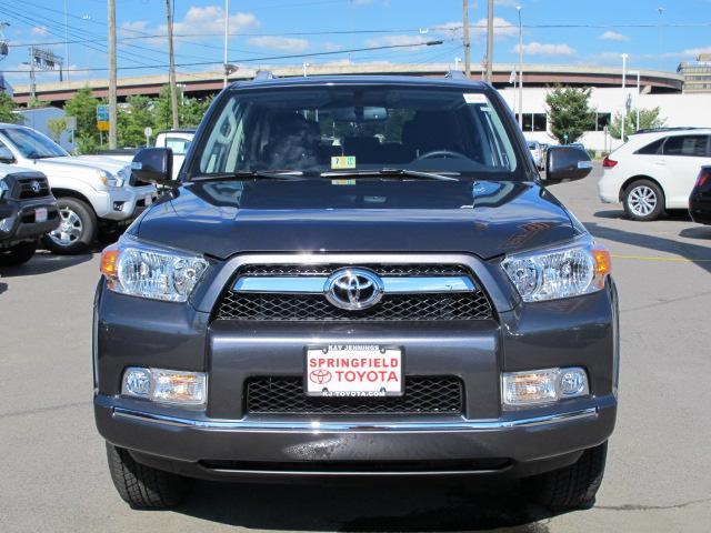 Toyota 4Runner 2013 photo 3