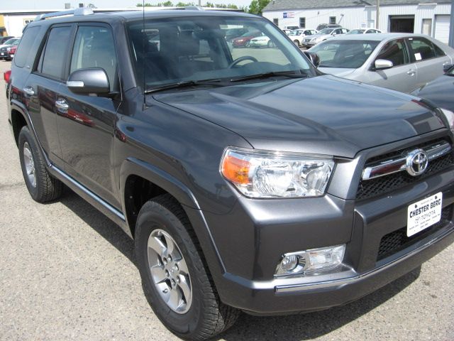 Toyota 4Runner 2013 photo 1