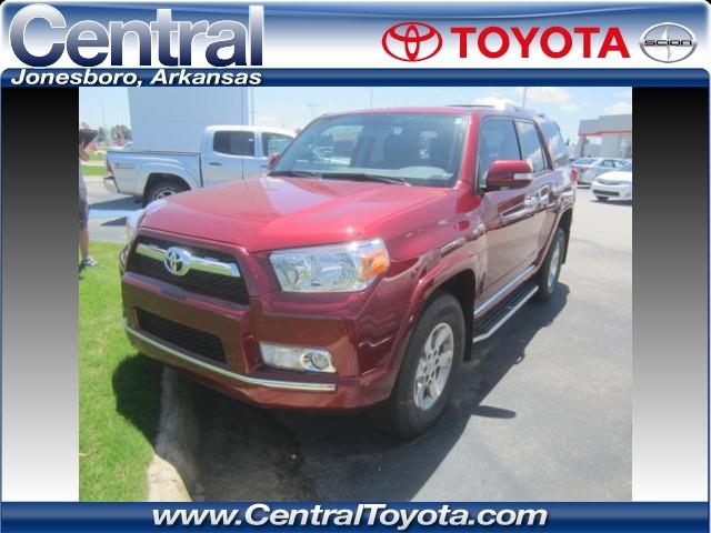 Toyota 4Runner 2013 photo 1