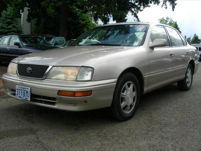 Toyota Avalon 1995 photo 1