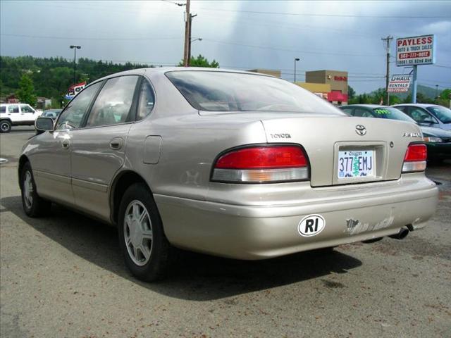 Toyota Avalon 1995 photo 2