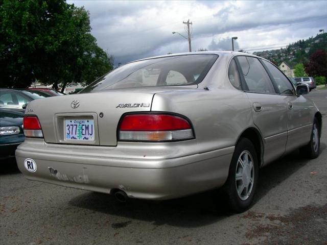 Toyota Avalon 1995 photo 3