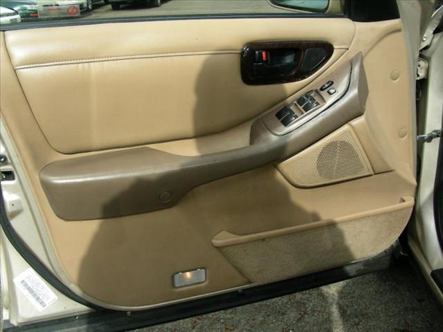 Toyota Avalon 1995 photo 4