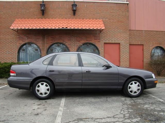 Toyota Avalon 1995 photo 2