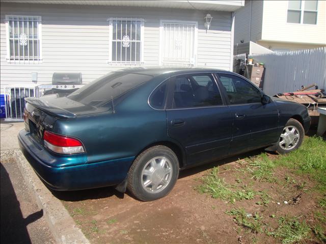 Toyota Avalon 1996 photo 2