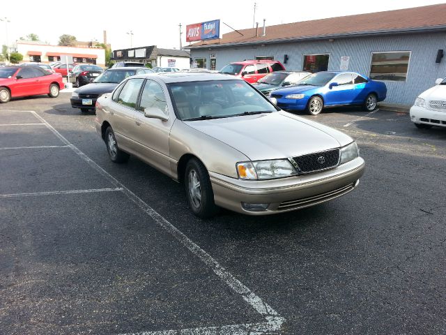 Toyota Avalon 1996 photo 9