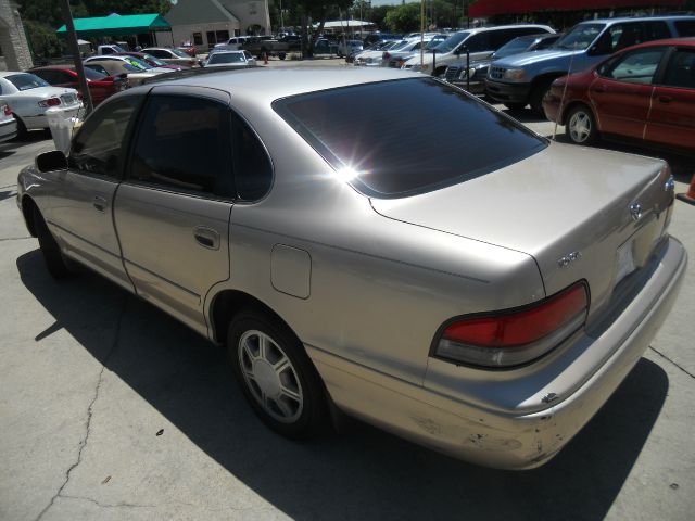 Toyota Avalon 1996 photo 3