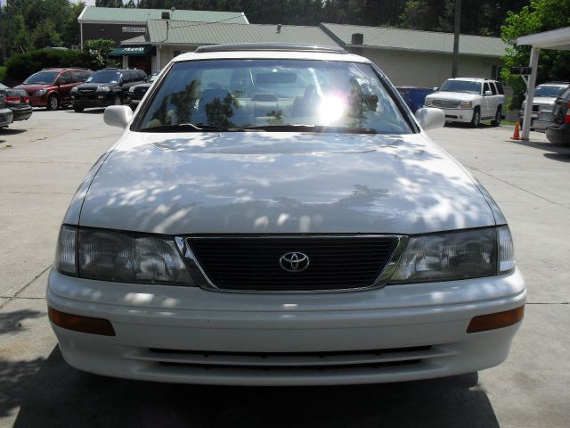 Toyota Avalon 1997 photo 4