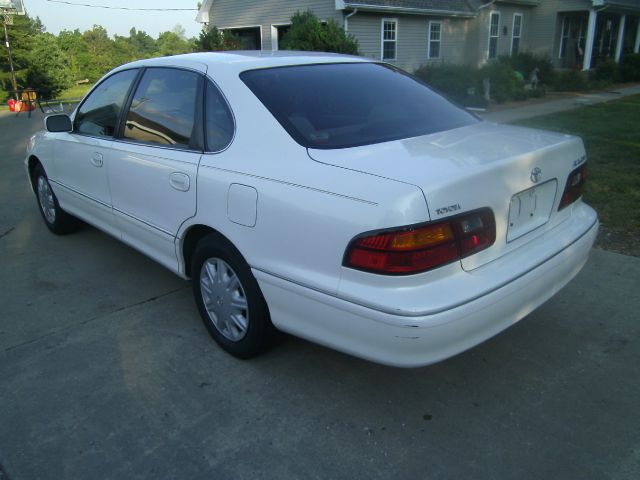 Toyota Avalon 1998 photo 3