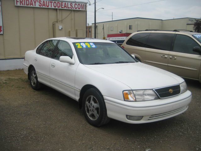 Toyota Avalon 1998 photo 1