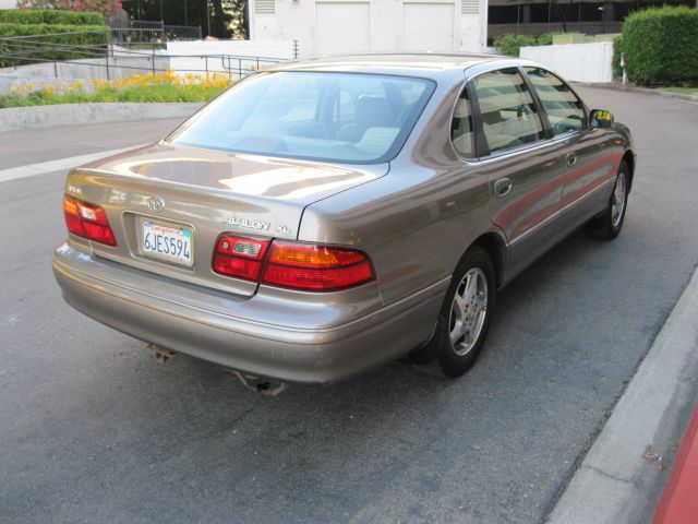 Toyota Avalon 1998 photo 7