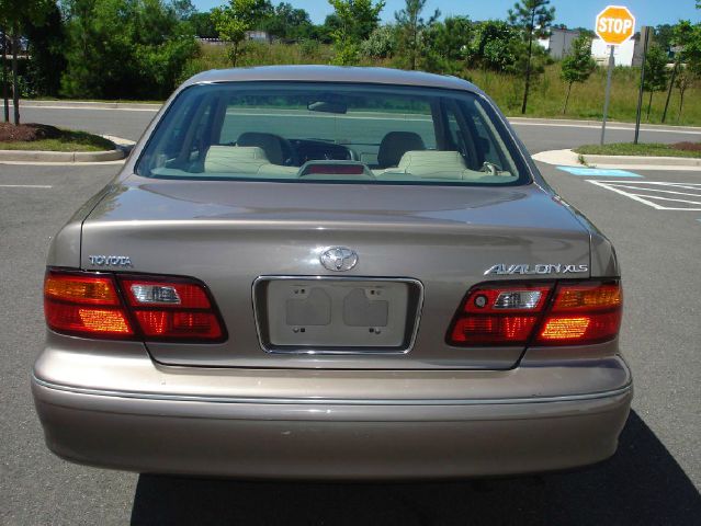 Toyota Avalon 1998 photo 4