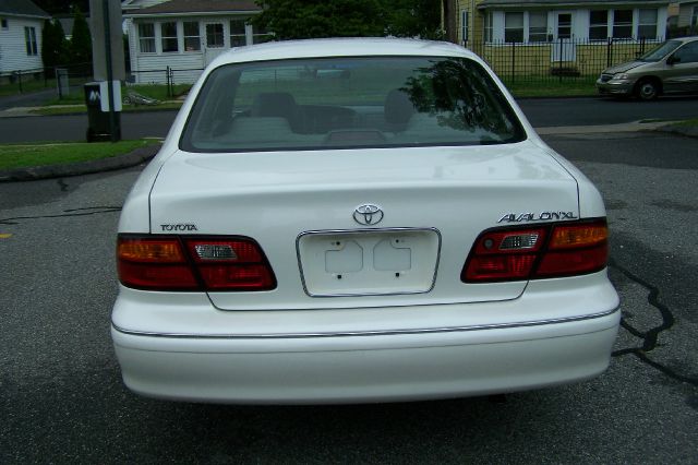 Toyota Avalon 1999 photo 4