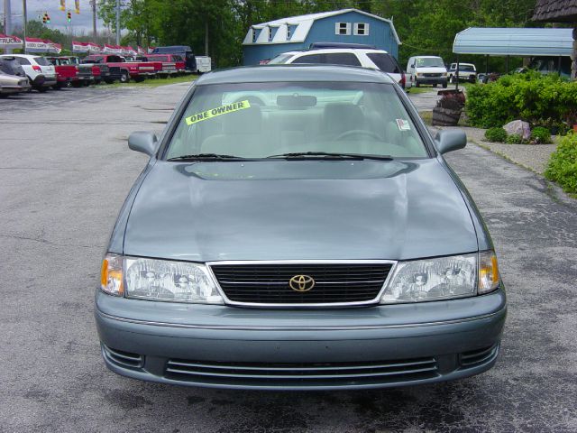 Toyota Avalon 1999 photo 2