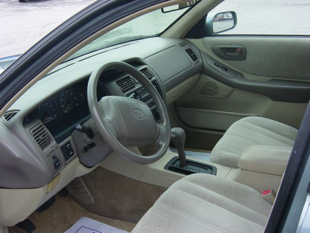 Toyota Avalon 1999 photo 3