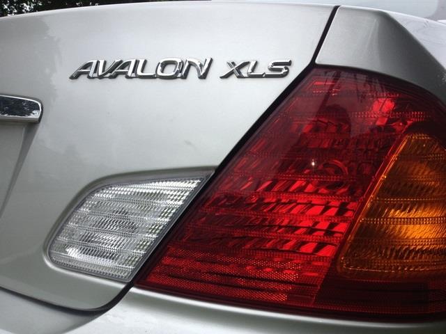 Toyota Avalon 2000 photo 3