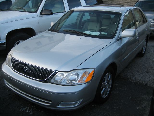 Toyota Avalon 2000 photo 3