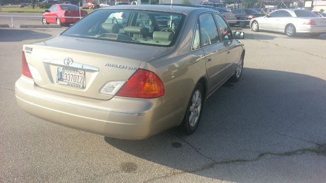 Toyota Avalon 2000 photo 1