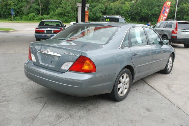 Toyota Avalon 2000 photo 13