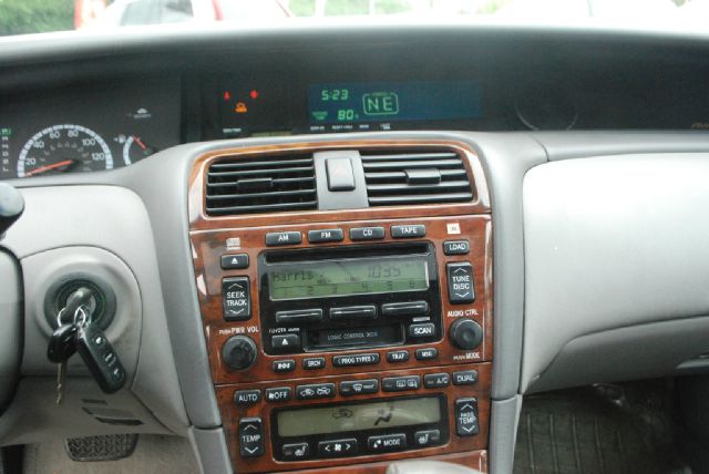 Toyota Avalon 2000 photo 14