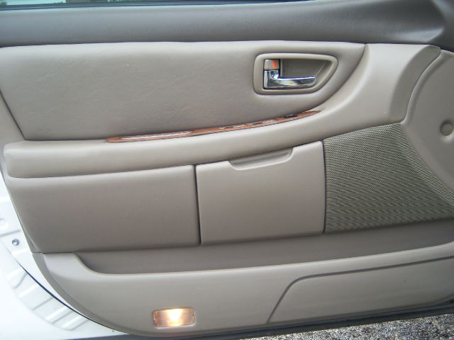 Toyota Avalon 2000 photo 11